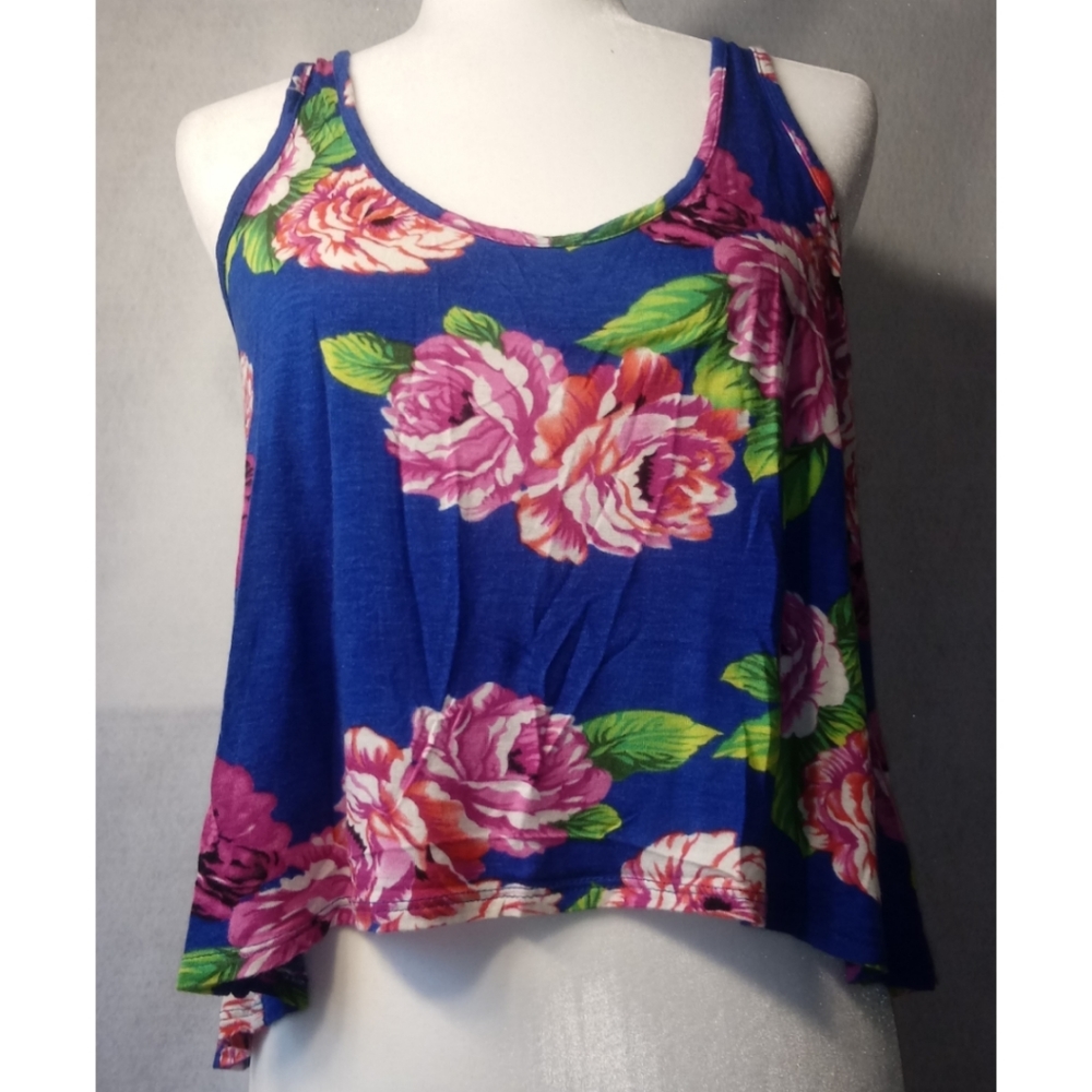 Floral crop top